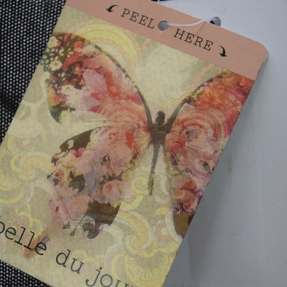 Belle du Jour Crisscross Top Lace Hem - Picture 4 of 5